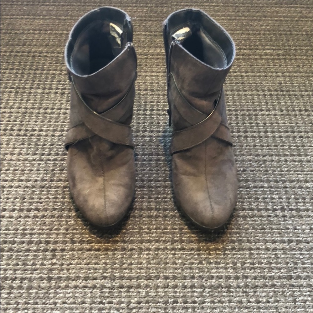 Christian Siriano booties / ankle boots Gray Sz 6